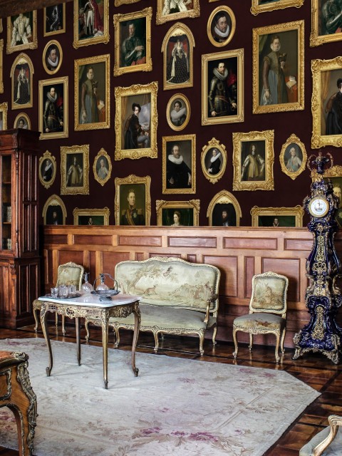 Renaissance Portrait Gallery Wallpaper Mural